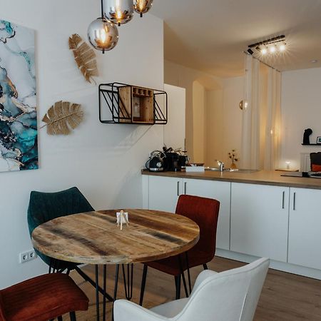 Cityheart Appartement - Stadt Mitte - Stilvoll パッサウ エクステリア 写真